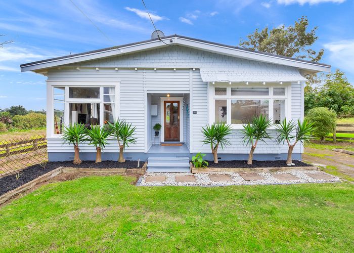  at 11 Beach Road, Waiuku