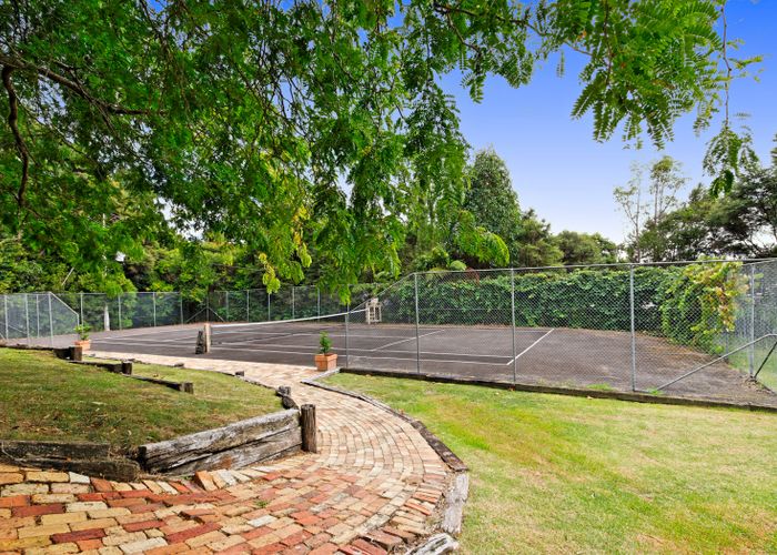  at 76 Opanuku Road, Henderson Valley, Auckland
