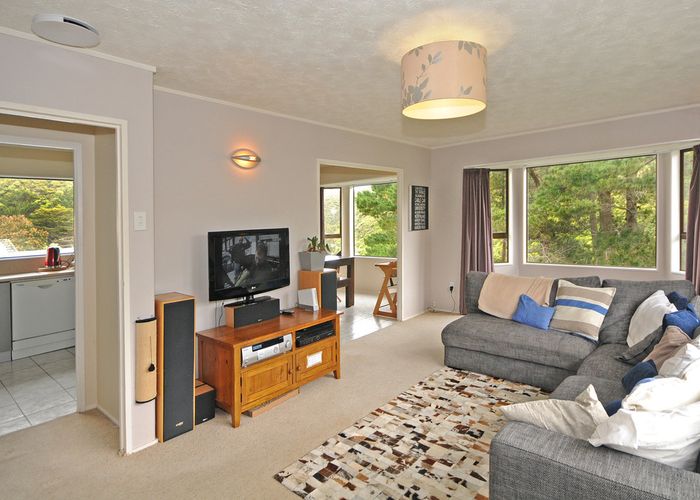  at 42 Hazlewood Avenue, Karori, Wellington