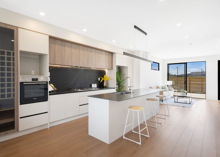  at 8/57 Tahetoka Street, Westgate, Waitakere City, Auckland