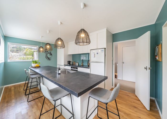  at 6 Spey Place, Papakowhai, Porirua
