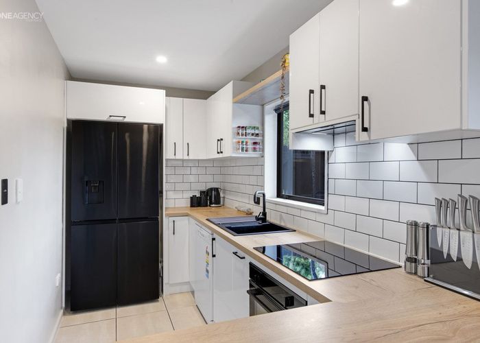  at 5/35 Brockworth Place, Riccarton, Christchurch