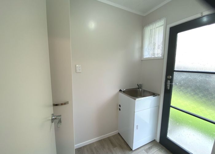  at 2/24 Fitzwater Place, Henderson, Waitakere City, Auckland
