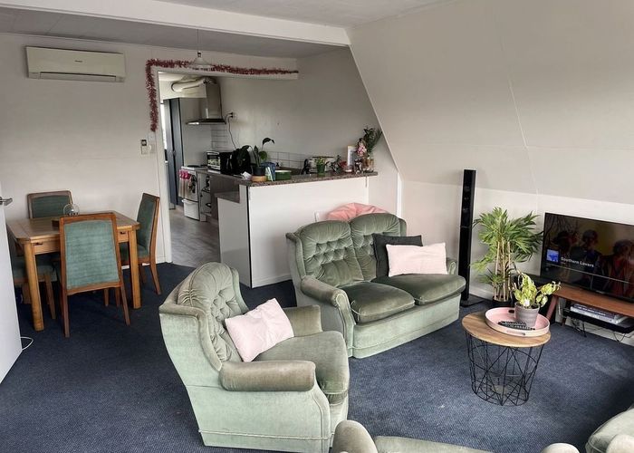  at 2/43 Brockworth Place, Riccarton, Christchurch City, Canterbury