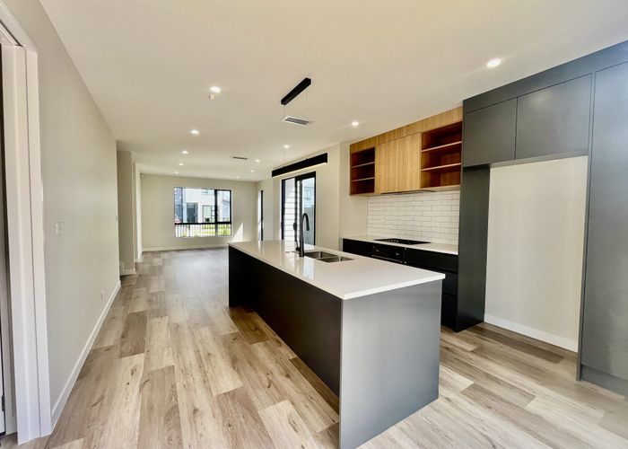  at 6 Babos Ave, Kumeu, Rodney, Auckland