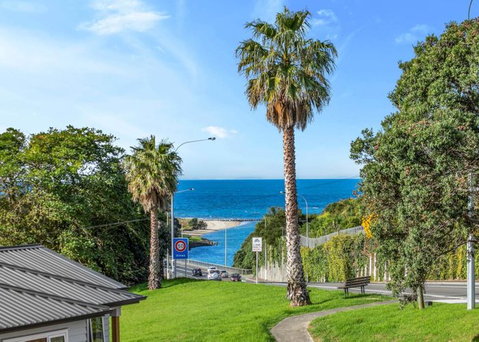  at 202 Hibiscus Coast Highway, Red Beach, Red Beach
