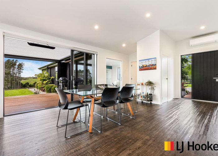  at 290 Hunter Road, Patumahoe, Pukekohe