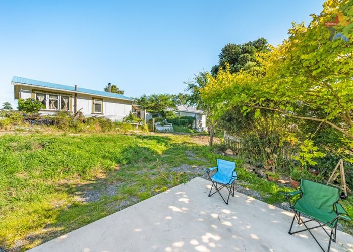  at 15 Beach Road, Paekakariki