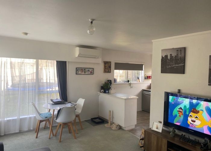  at 1/28 Imogene Way, Half Moon Bay, Auckland