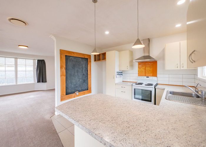  at 27 Clariton Avenue, Green Island, Dunedin, Otago