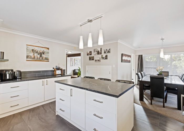  at 4 Cargill Place, Frankleigh Park, New Plymouth