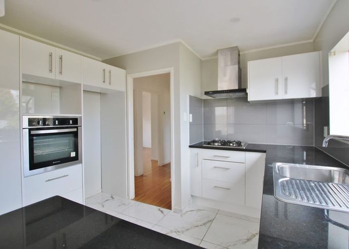  at 3/101 Donovan Street, Blockhouse Bay, Auckland