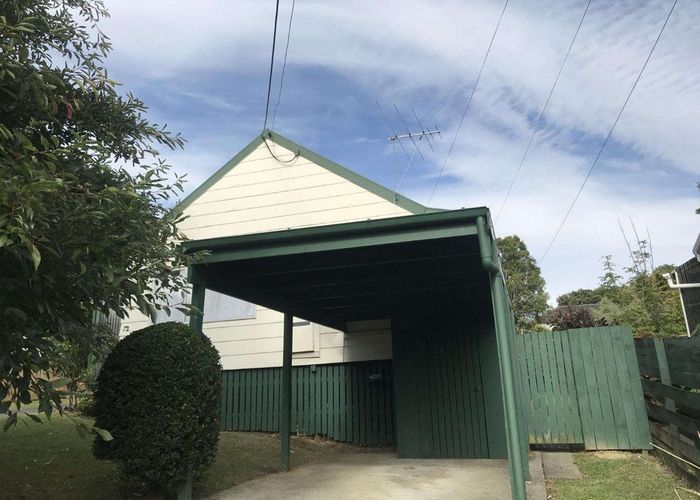 at 72 Vodanovich Road, Te Atatu South, Waitakere City, Auckland