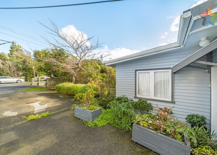  at 84 Hill Road, Belmont, Lower Hutt