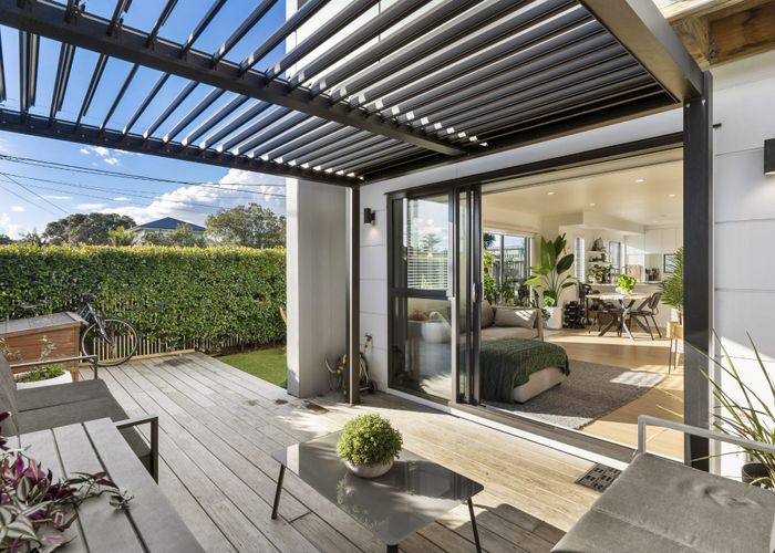  at 94A Mellons Bay Road, Mellons Bay, Auckland
