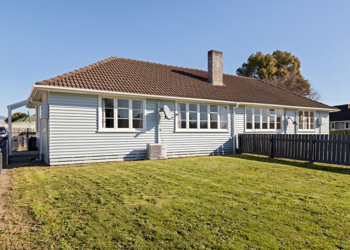  at 4-6 Dix Crescent, Riversdale, Blenheim, Marlborough