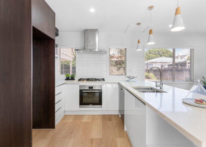  at 4/31 Wairakei Street, Greenlane, Auckland City, Auckland