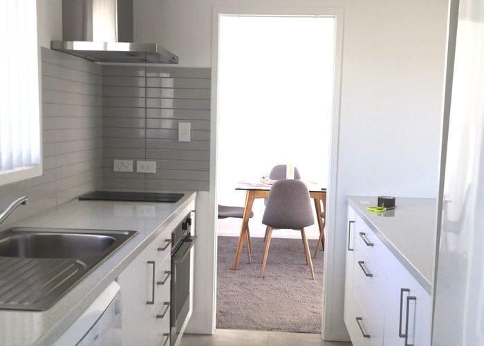  at 21B Quebec Rd, Milford, North Shore City, Auckland