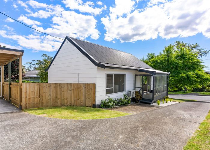 at 72 Vodanovich Road, Te Atatu South, Waitakere City, Auckland