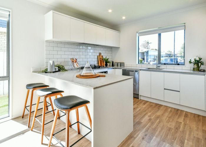  at 9 Waituarua Drive, Conifer Grove, Papakura, Auckland