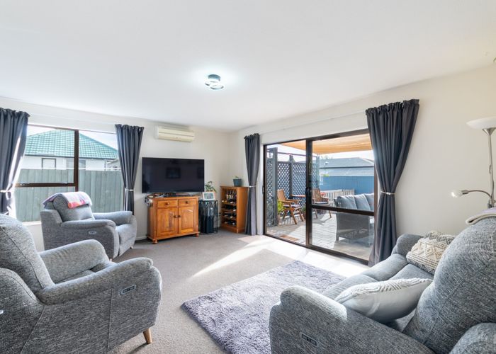  at 2/59 Branston Street, Hornby, Christchurch