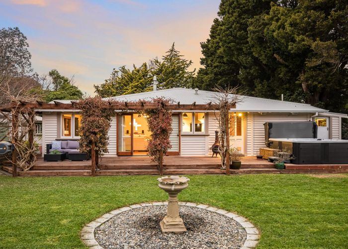  at 361 Main Road North, Brown Owl, Upper Hutt