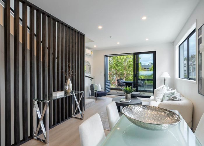  at 33 Turama Road, Royal Oak, Auckland