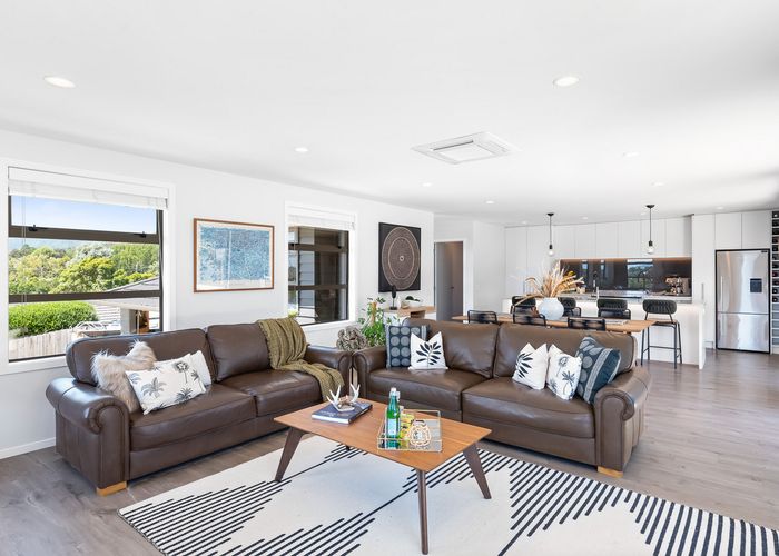  at 6 Lambert Way, Paraparaumu