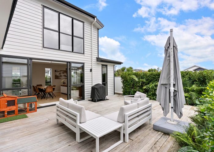  at 27 Roa Avenue, Hobsonville, Waitakere City, Auckland