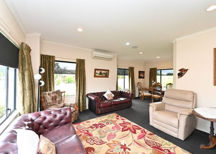 Recently sold 53 Kensington Drive, Taradale, Napier homes.co.nz