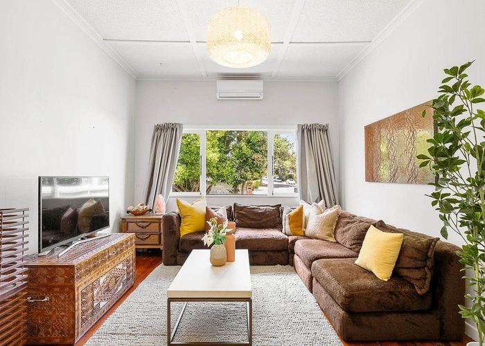  at 17 Preston Avenue, Mount Albert, Auckland City, Auckland