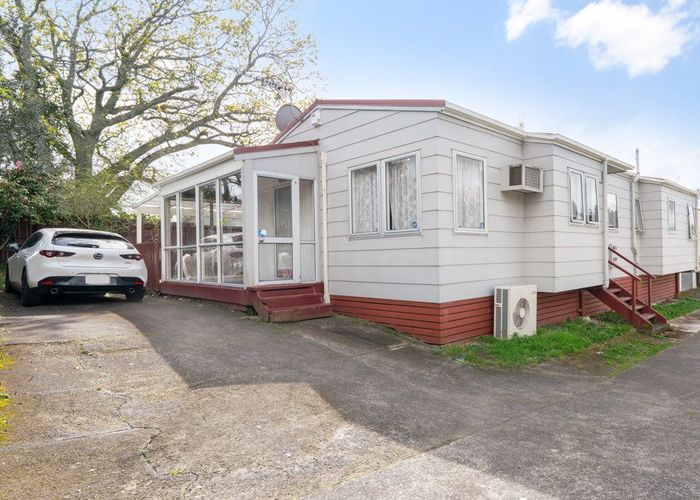 at 1/255 Swanson Road, Henderson, Waitakere City, Auckland