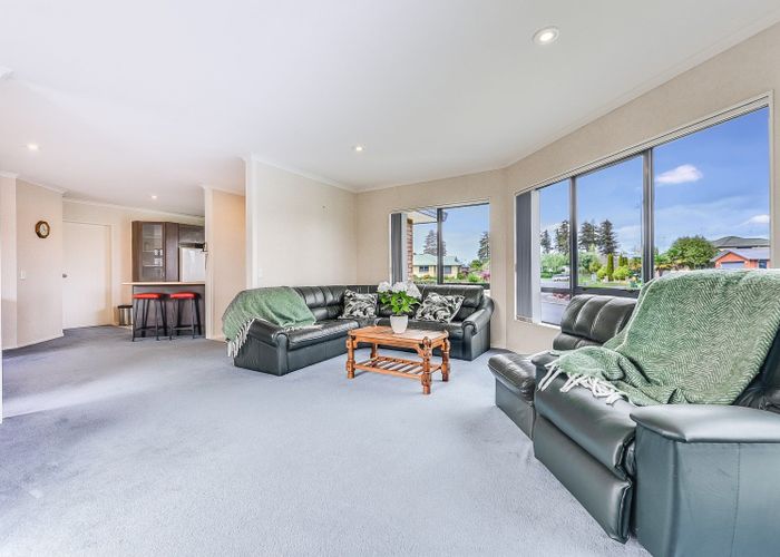  at 23 Nottingham Drive, Hamilton East, Hamilton
