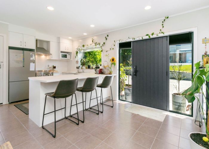  at 64b Colwill Road, Massey East, Waitakere City, Auckland