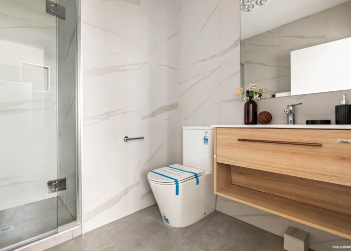  at 2/24 Carnoustie Drive, Wattle Downs, Manukau City, Auckland
