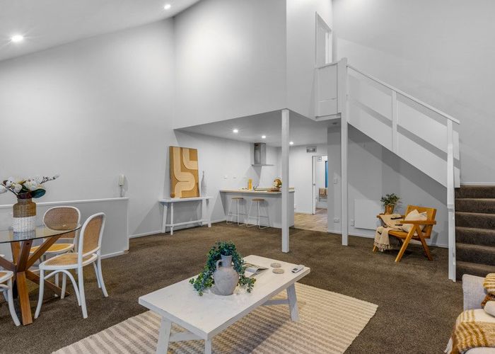  at 2/140 Chester Street East, City Centre, Christchurch City, Canterbury