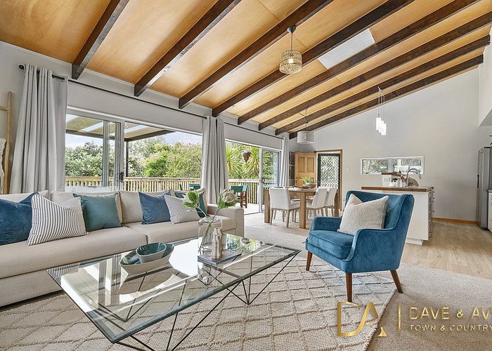  at 43 Mcentee Road, Waitakere, Auckland