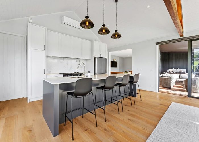  at 4 Rossbern Lane, Papakura