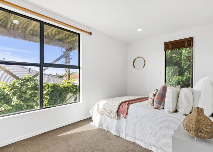  at 13A Upper Lewisville, Thorndon, Wellington, Wellington