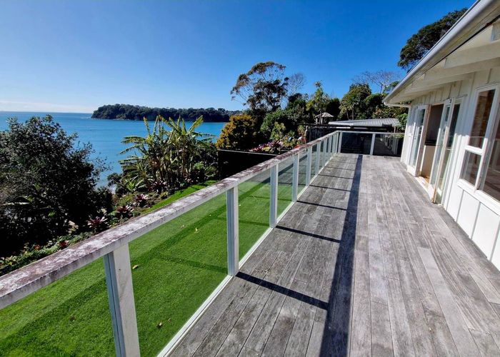  at 10 Joydon Place, Stanmore Bay, Whangaparaoa