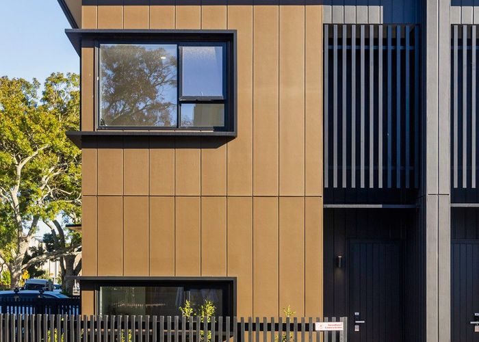  at 2 Olympus Street, Mount Albert, Auckland