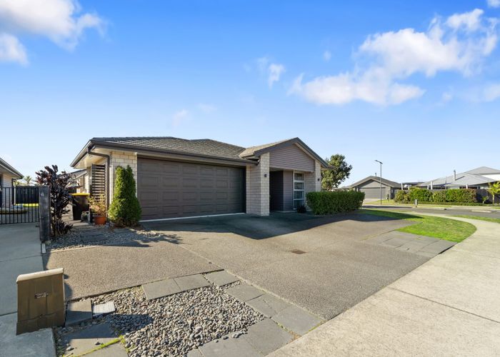  at 32 Rainey Crescent, Papamoa Beach, Papamoa