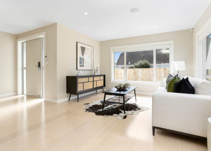  at 329 Bucklands Beach Road, Bucklands Beach, Manukau City, Auckland