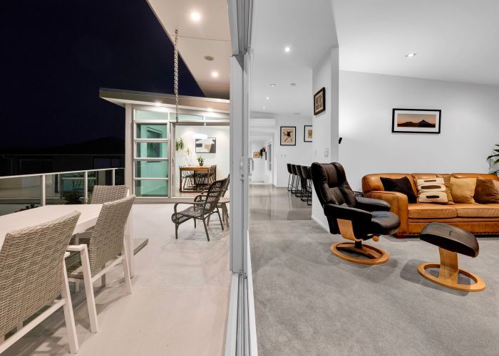  at 2/5 Beach Street, Fitzroy, New Plymouth