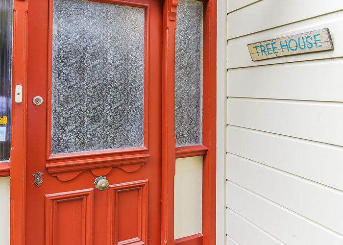  at 153 Raroa Road, Aro Valley, Wellington
