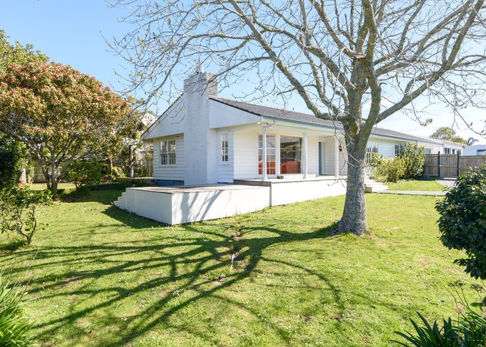  at 1 Haseler Crescent, Howick, Auckland