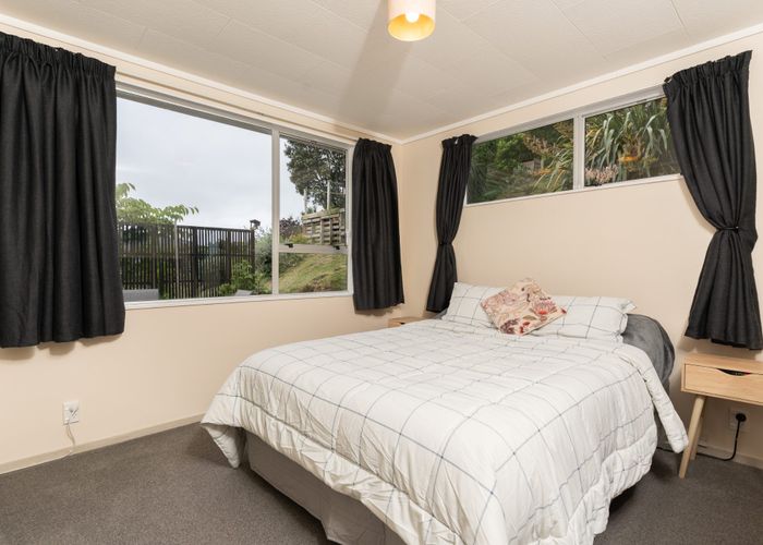  at 1/7 Venus Place, Whitby, Porirua