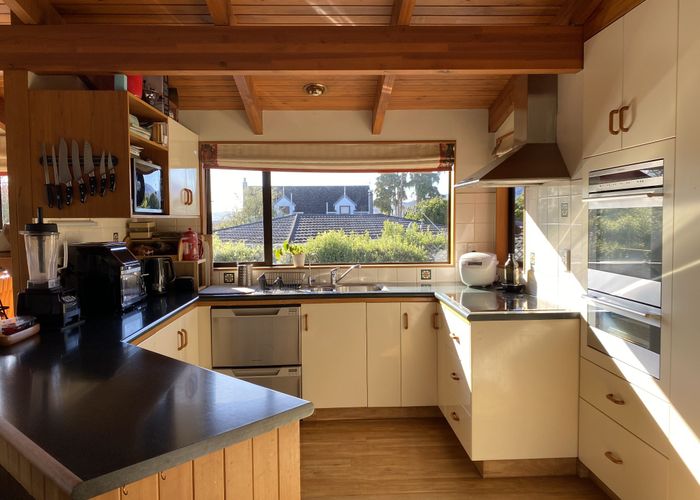  at 5 Hunter Avenue, Richmond