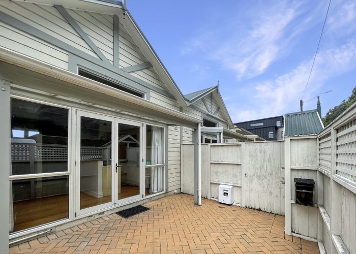  at 153E Grant Rd, Thorndon, Wellington, Wellington