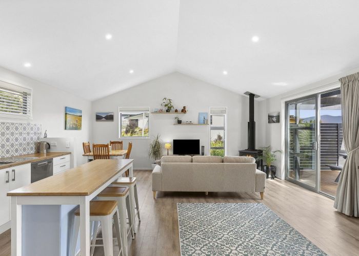  at 20 Pohutukawa Place, Takaka